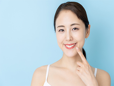 種牙和鑲牙哪個好？如何選擇適合自己的修復方式